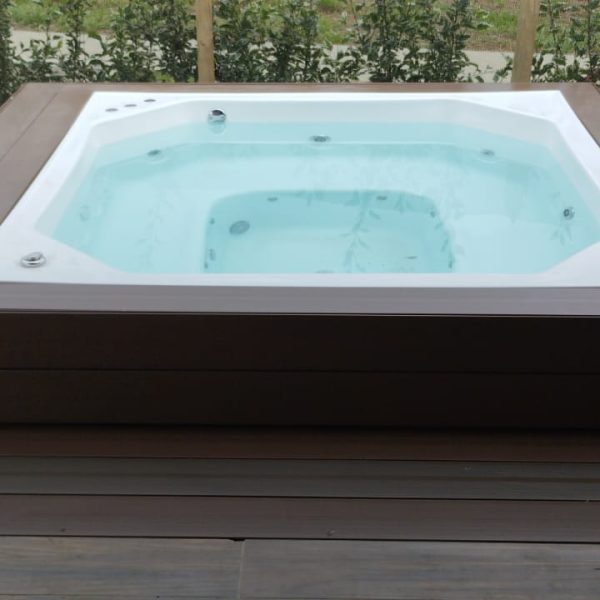 Jacuzzi para 8 personas