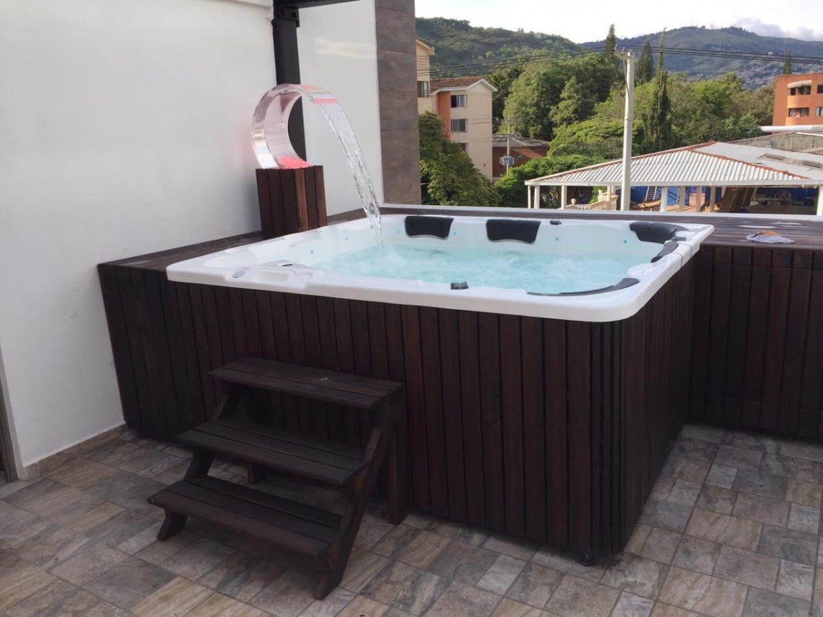 Jacuzzi Elegant